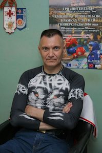 Вейнбергер Александр Александрович тренер по плаванию на горьковской